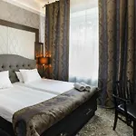 Castle Wagenküll Hotel *