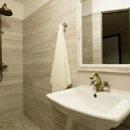 Hotel Castle Wagenküll