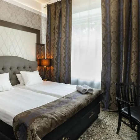 Castle Wagenkuell Hotell *
