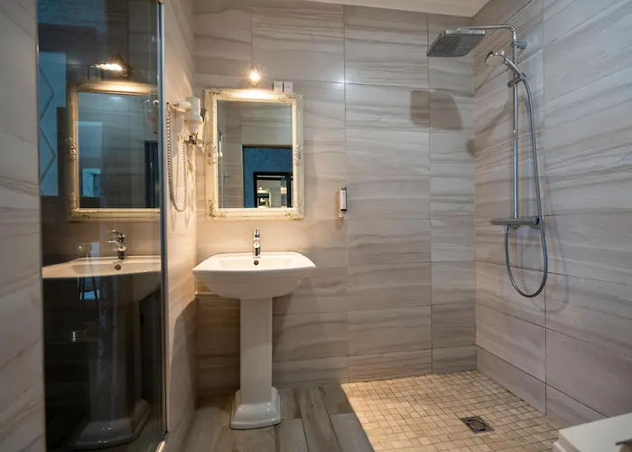 Отель Castle Wagenkuell